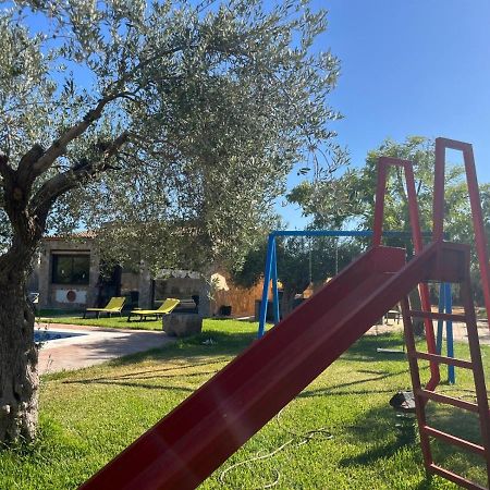 La Estacada Vila Lora del Río Exterior foto
